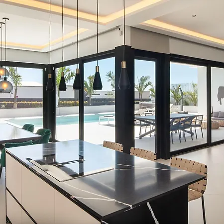 Toro By Buenavilla *