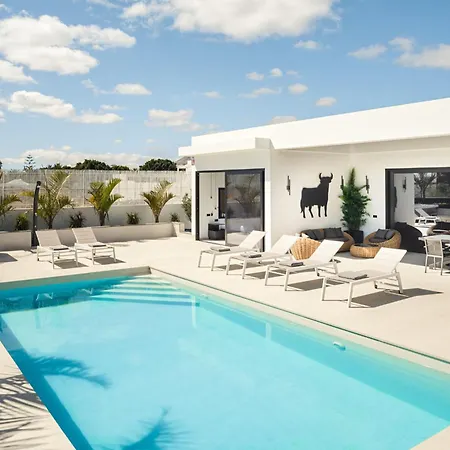 Toro By Buenavilla * Puerto Calero