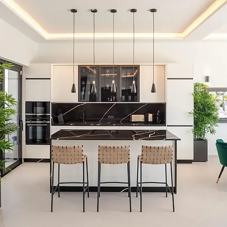 Toro By Buenavilla * Puerto Calero