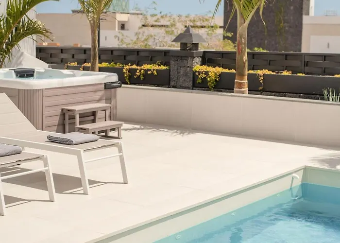 Toro By Buenavilla * Puerto Calero