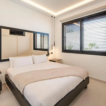 Toro By Buenavilla 卡列罗港